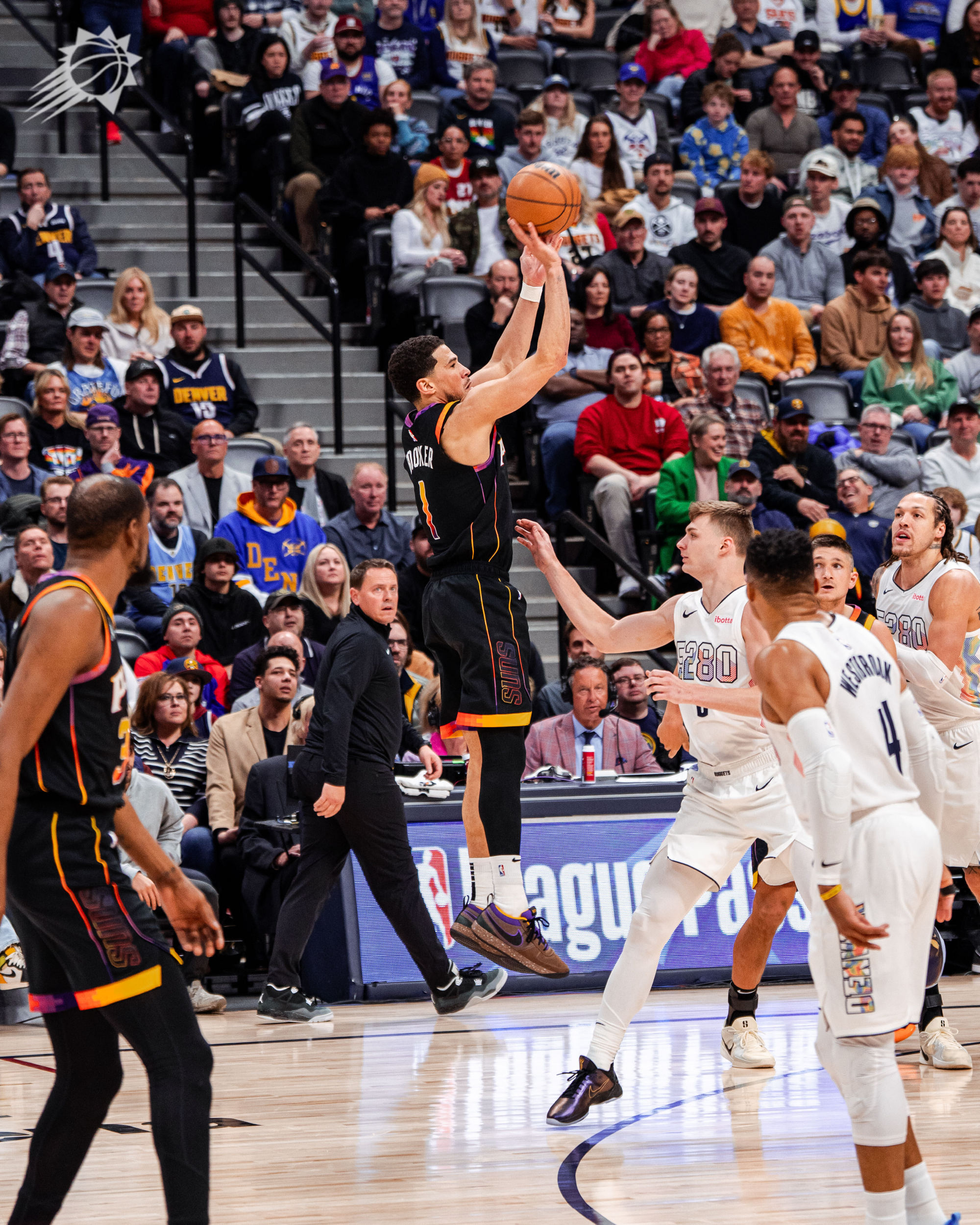 泛亚电竞官网入口 -包含加时末段突围战来临；洛杉矶快船围绕NBA季后赛完成体检；质疑声仍在；控场能力受关注的词条