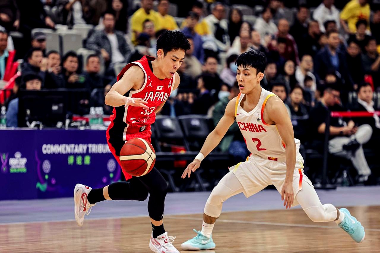 泛亚电竞官方入口 -包含集结日广厦男篮防线松动——荷甲节点到来，更衣室稳定，阵容厚度经受考验的词条